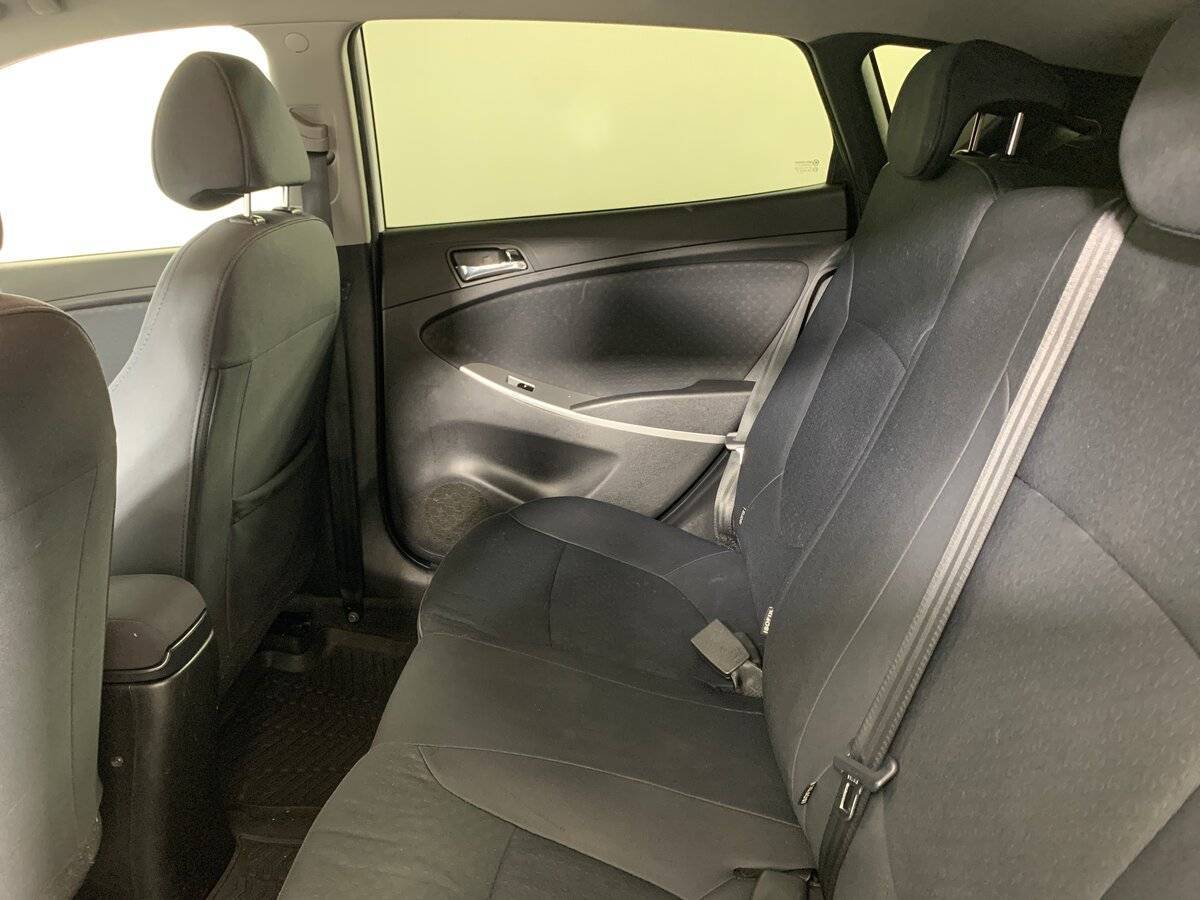 Hyundai Solaris б/у, 2013, Механическая. Фото: #17