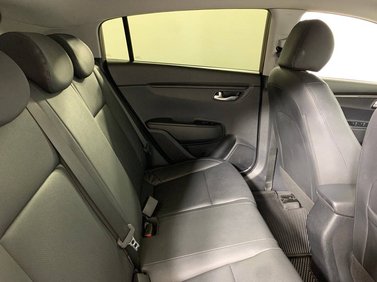 Kia Rio б/у, 2019, Автоматическая. Фото: #16