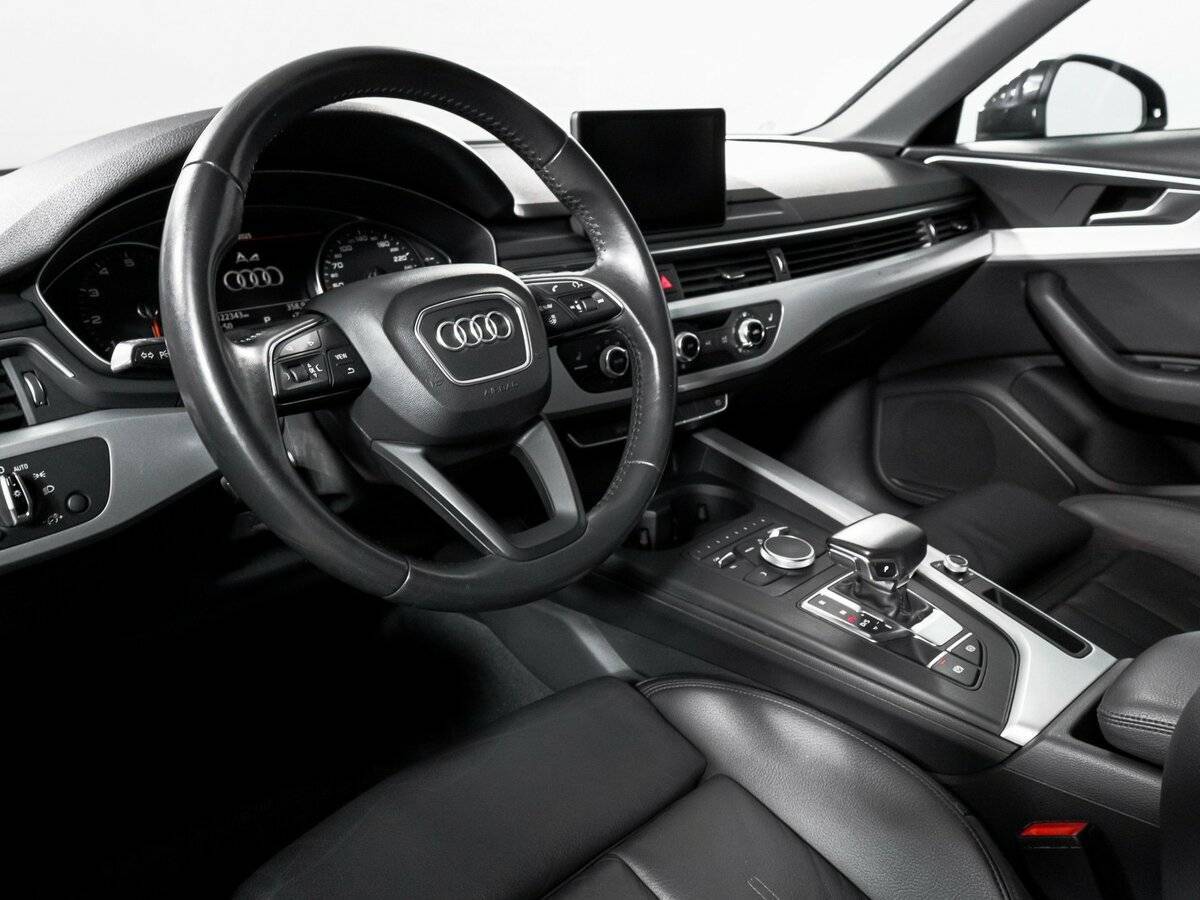 Audi A4 б/у, 2017, Роботизированная. Фото: #13