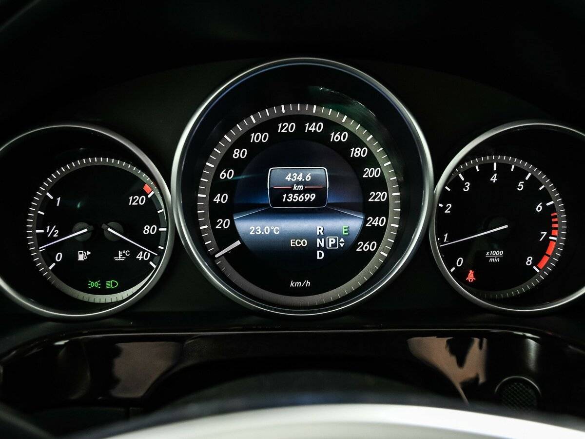 Mercedes-Benz E-Класс б/у, 2014, Автоматическая. Фото: #9