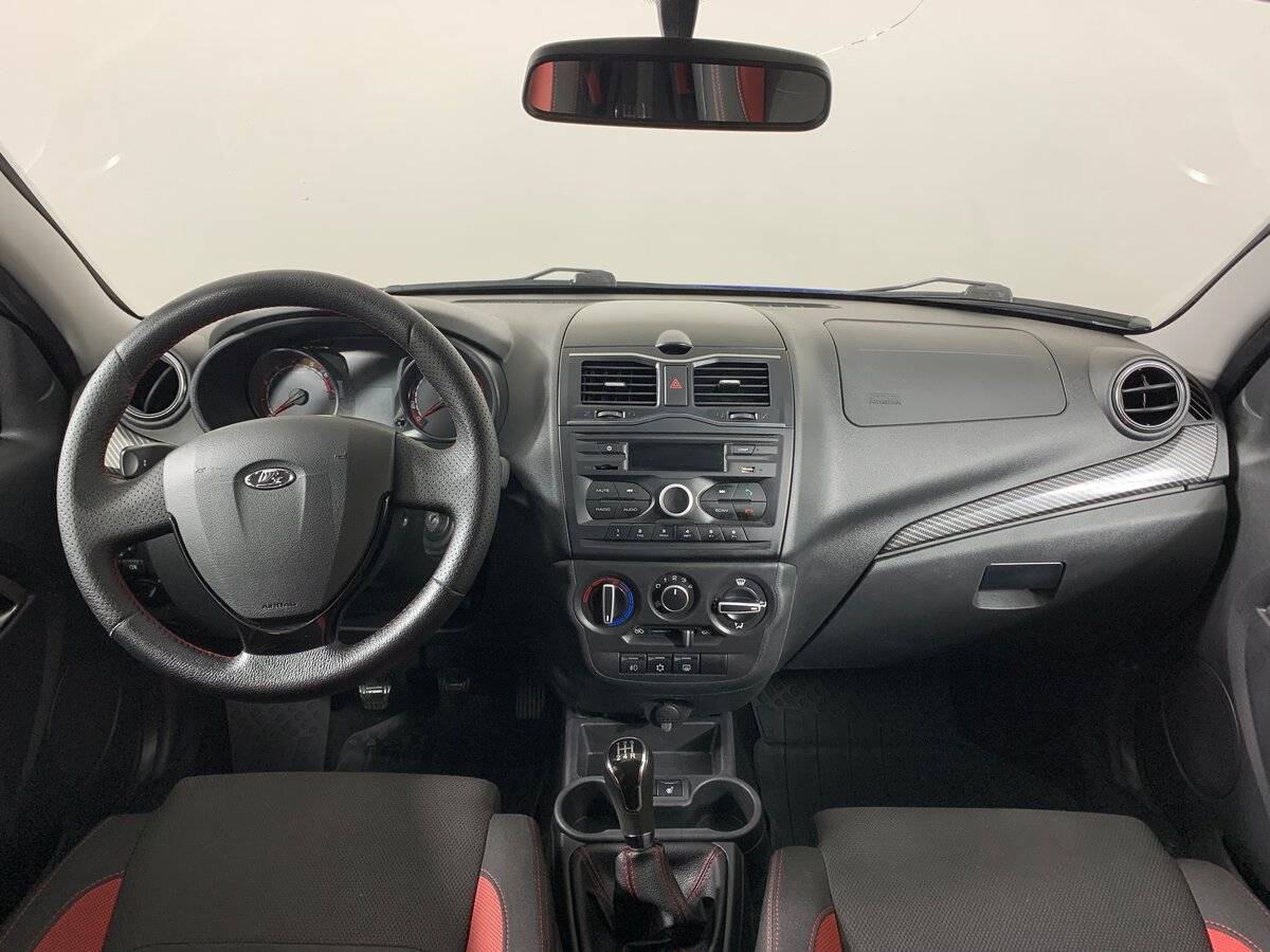 Lada (ВАЗ) Granta б/у, 2022, Механическая. Фото: #11