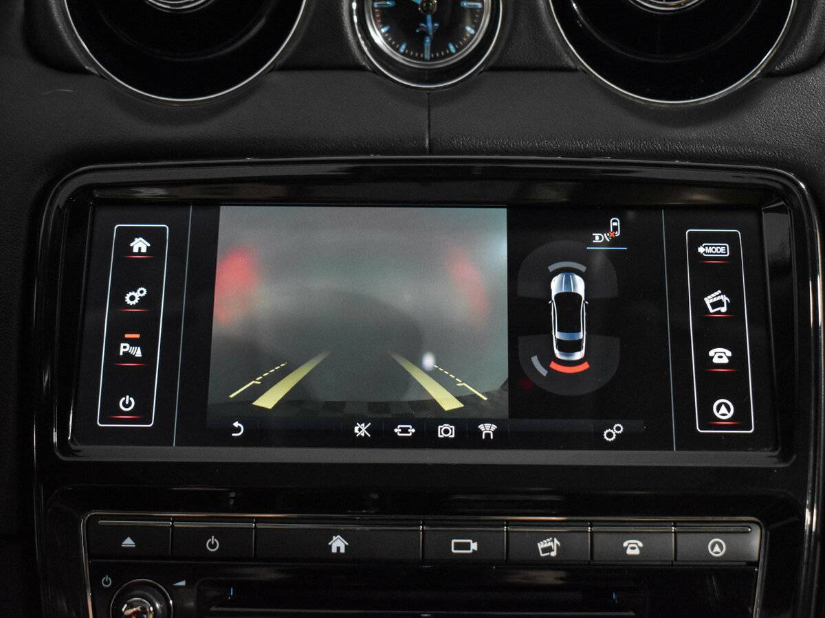 Jaguar XJ б/у, 2016, Автоматическая. Фото: #22