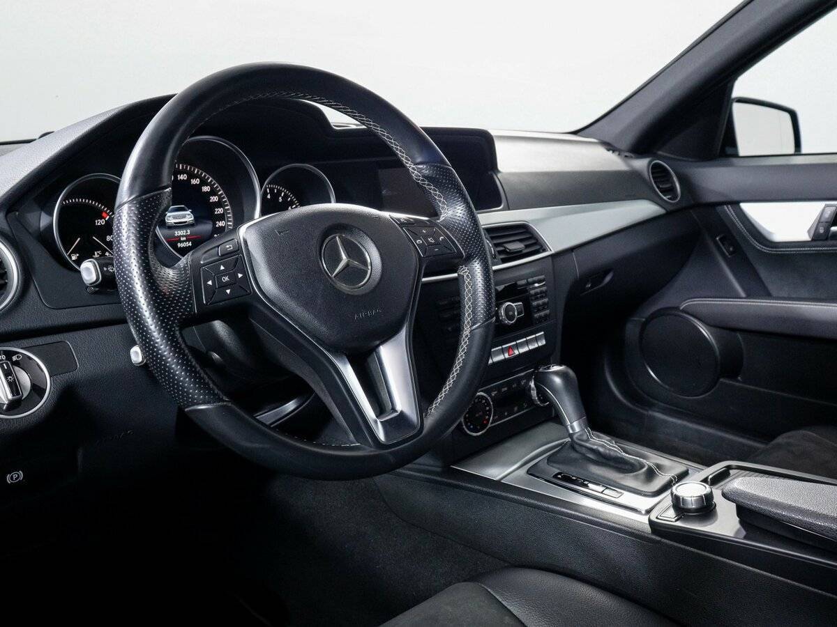 Mercedes-Benz C-Класс б/у, 2013, Автоматическая. Фото: #13