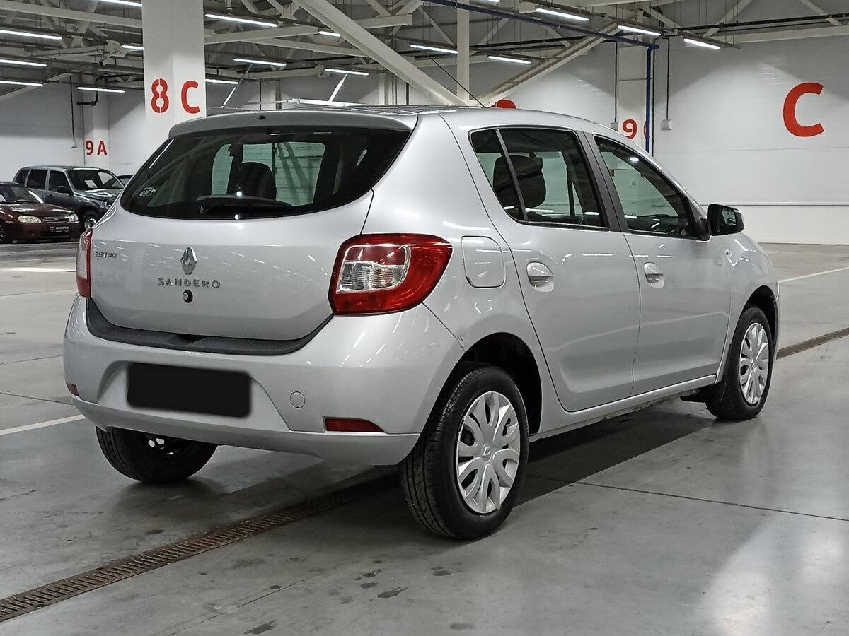Renault Sandero б/у, 2017, Механическая. Фото: #4