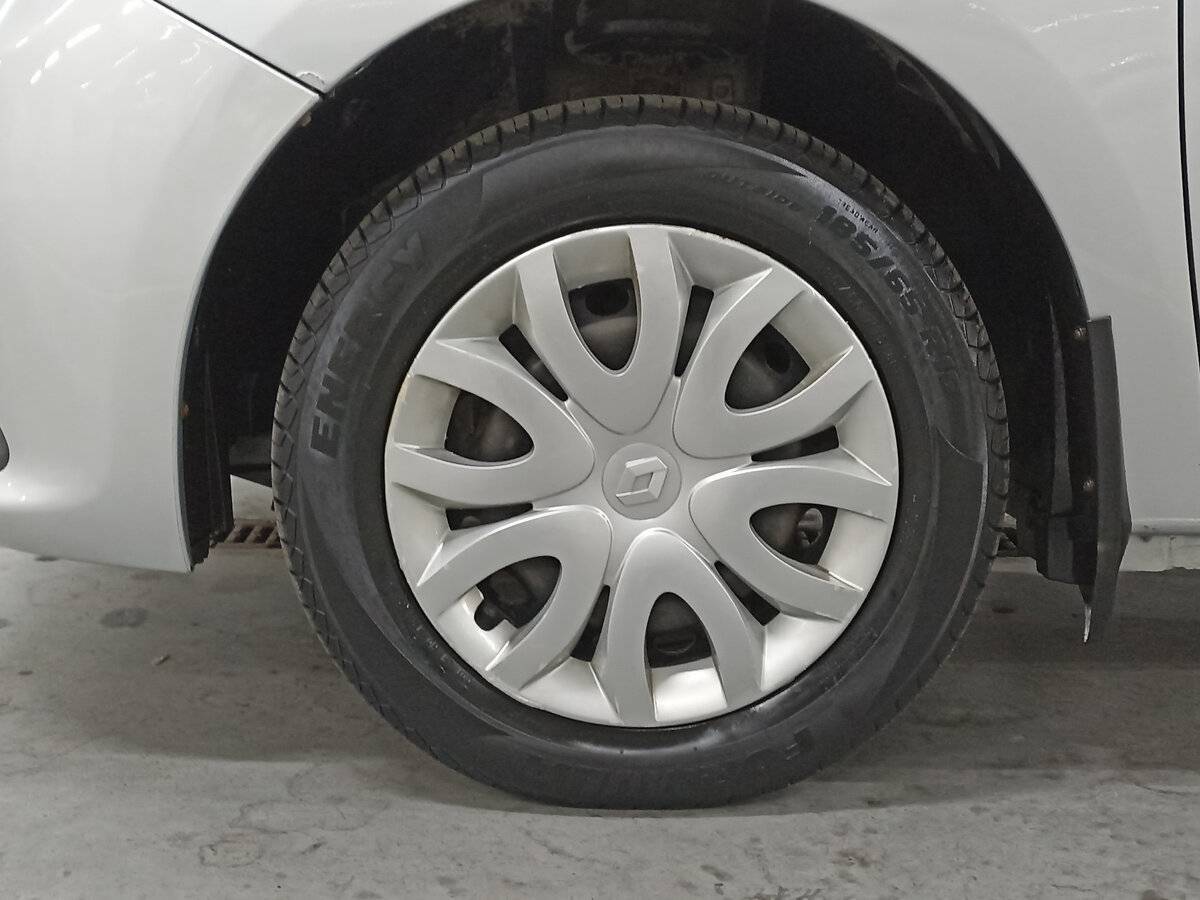 Renault Sandero б/у, 2017, Механическая. Фото: #17