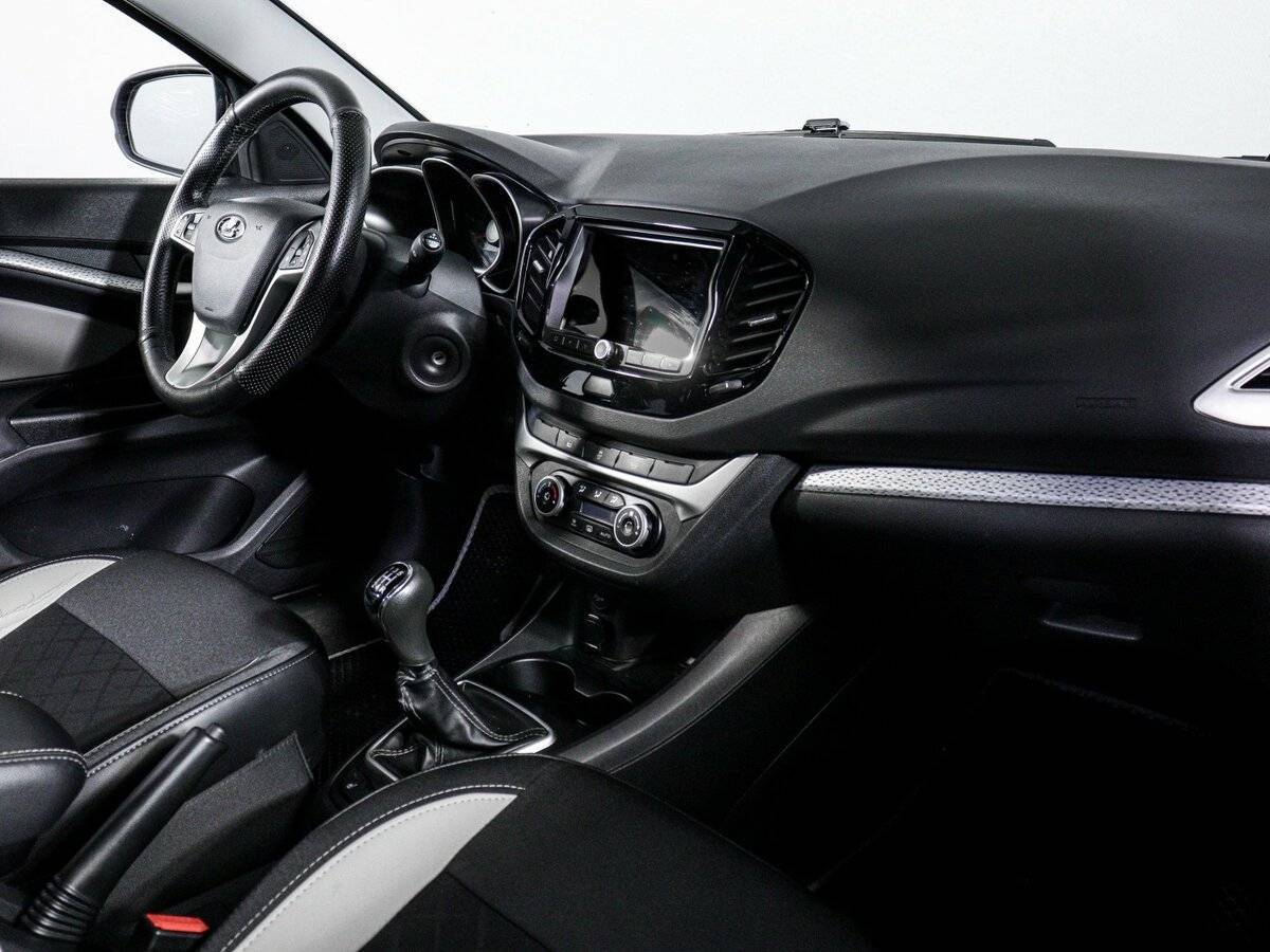 Lada (ВАЗ) Vesta б/у, 2020, Механическая. Фото: #8