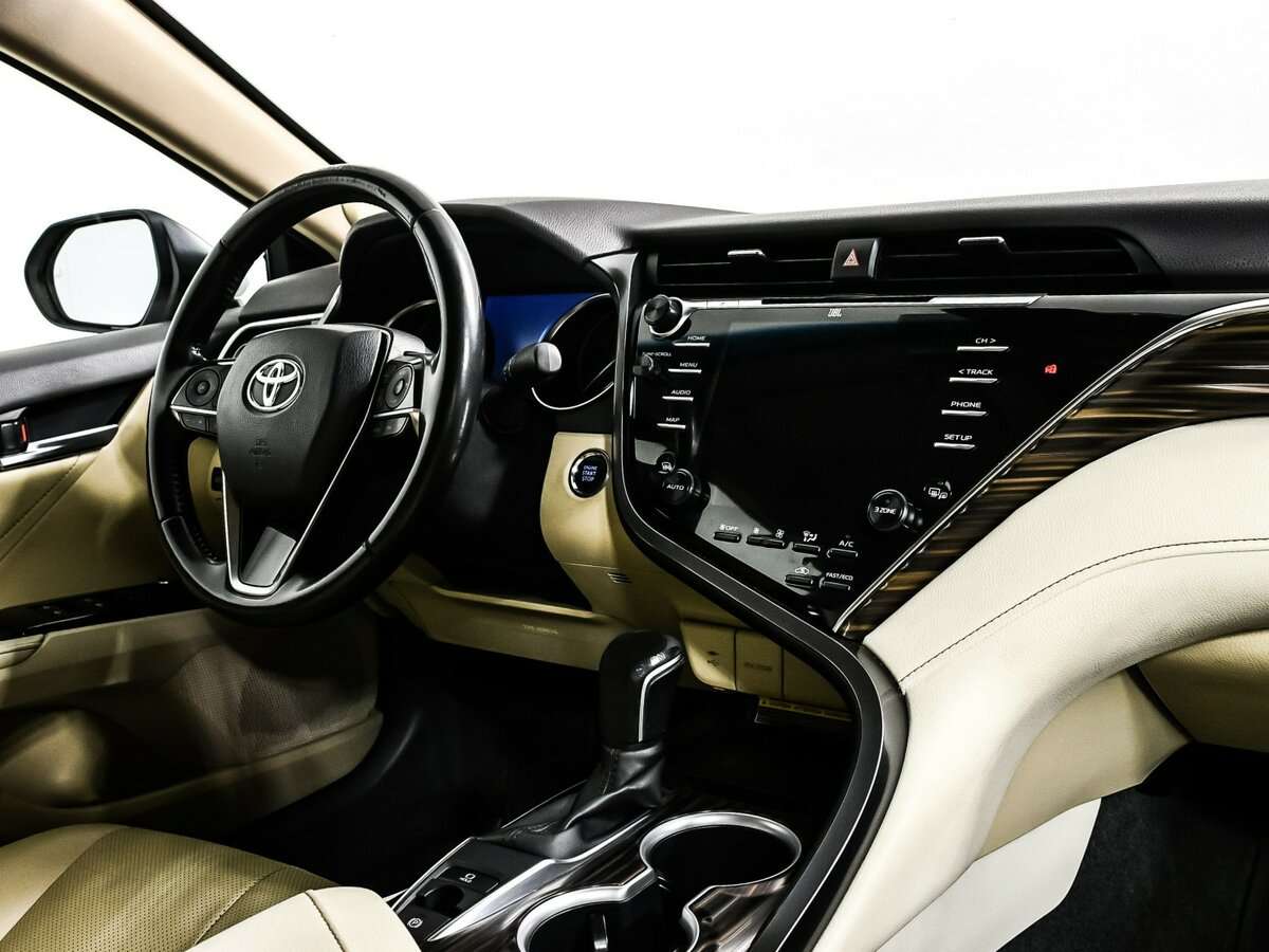 Toyota Camry б/у, 2020, Автоматическая. Фото: #8