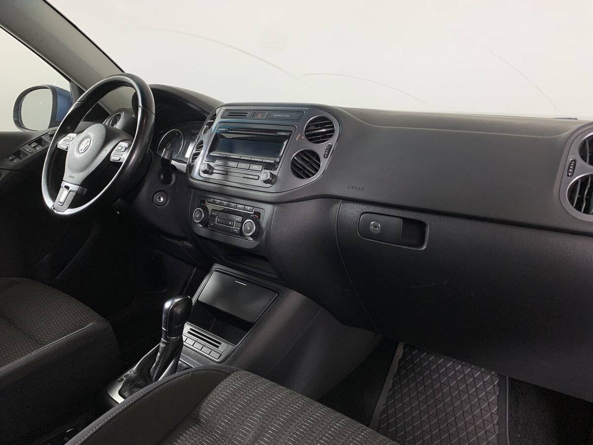 Volkswagen Tiguan б/у, 2012, Автоматическая. Фото: #12