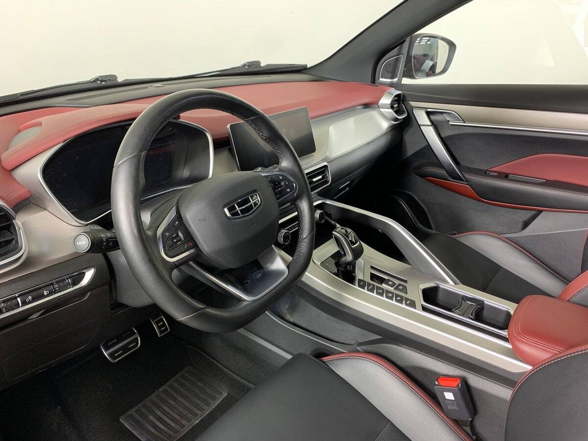 Geely Coolray б/у, 2021, Роботизированная. Фото: #10