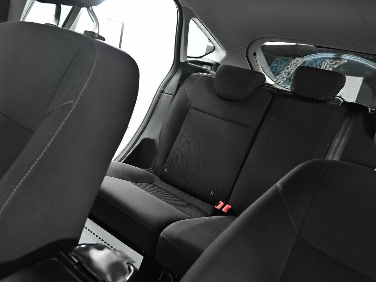 Форд Фокус б/у, 2016, Механическая. Фото: #11