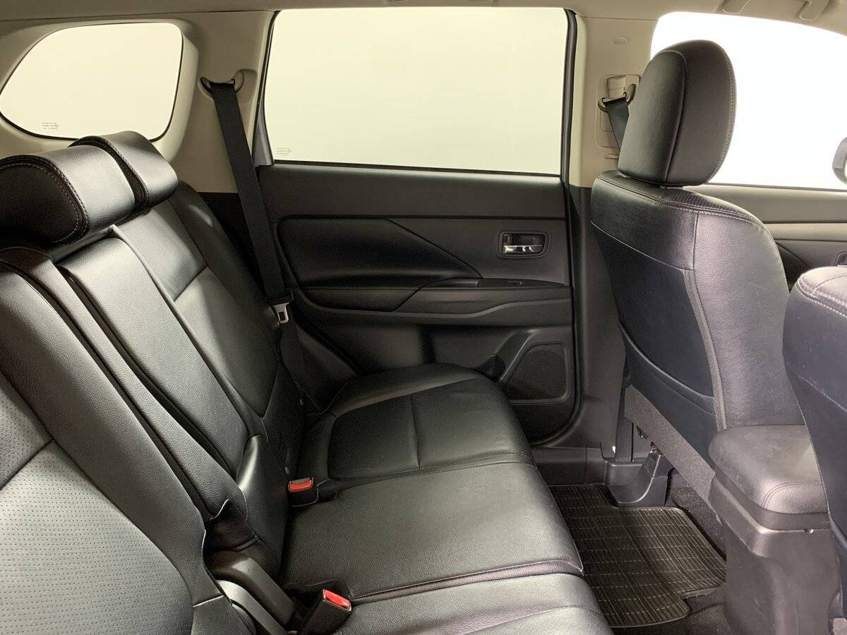 Mitsubishi Outlander б/у, 2013, Вариатор. Фото: #16