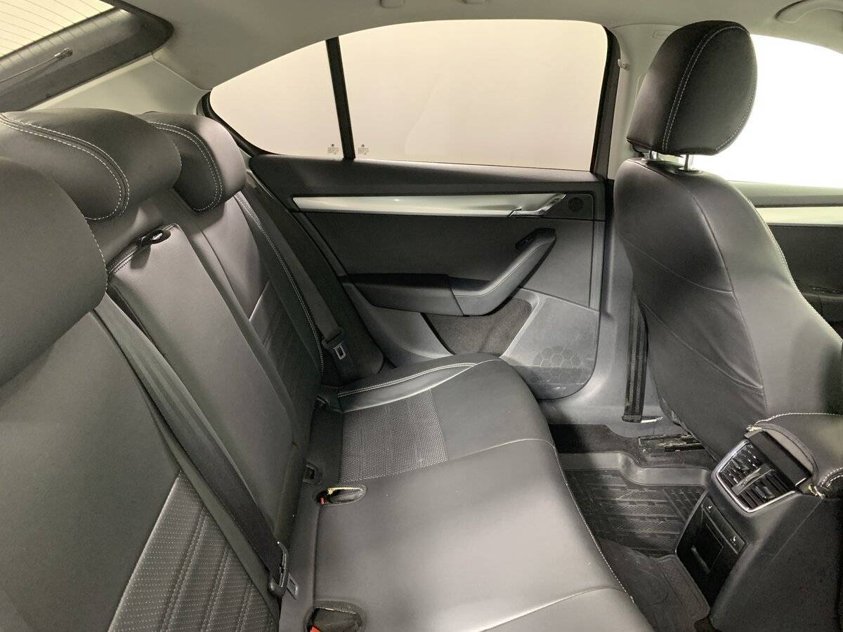 Skoda Octavia б/у, 2013, Роботизированная. Фото: #16