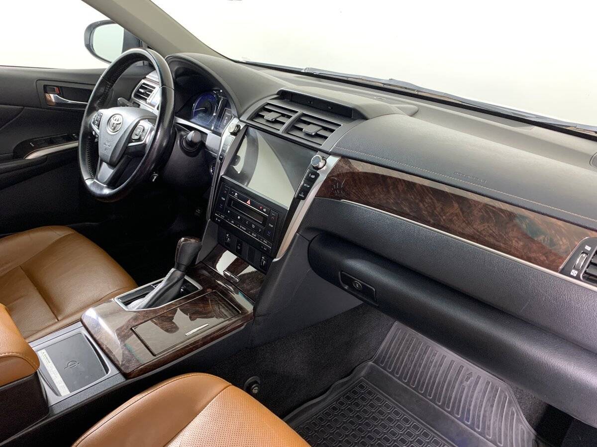 Toyota Camry б/у, 2017, Автоматическая. Фото: #12