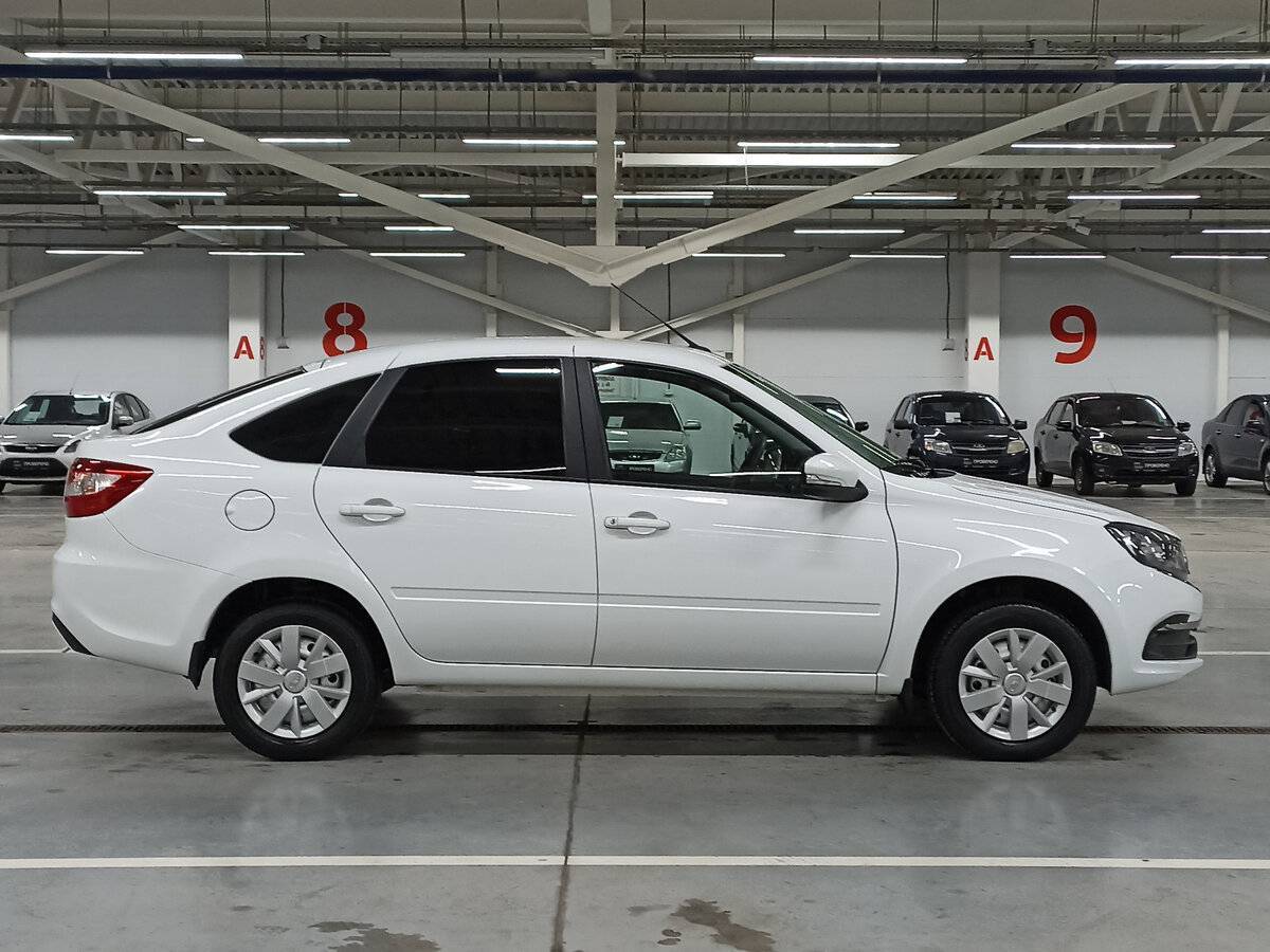 Lada (ВАЗ) Granta б/у, 2024, Механическая. Фото: #3
