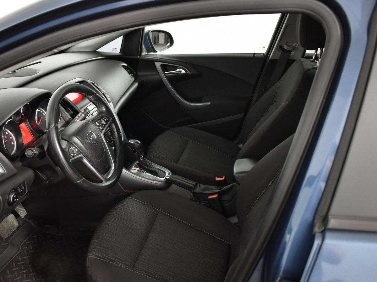 Opel Astra б/у, 2012, Автоматическая. Фото: #8