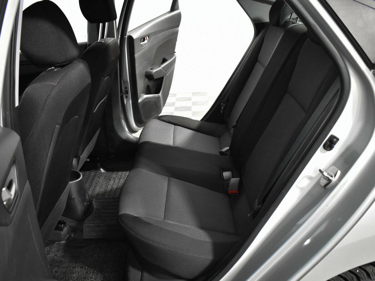 Hyundai Solaris б/у, 2017, Механическая. Фото: #11