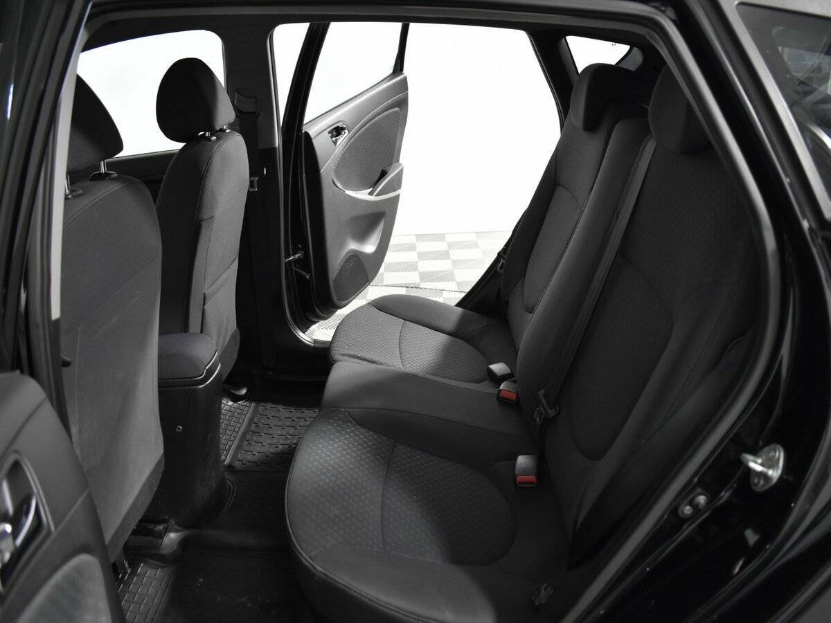 Hyundai Solaris б/у, 2012, Автоматическая. Фото: #10