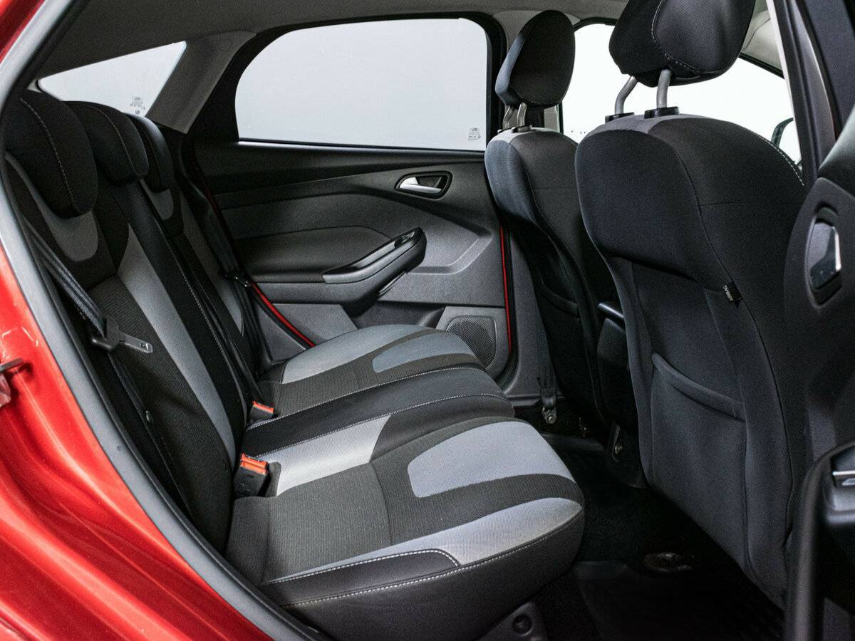 Ford Focus б/у, 2012, Механическая. Фото: #11