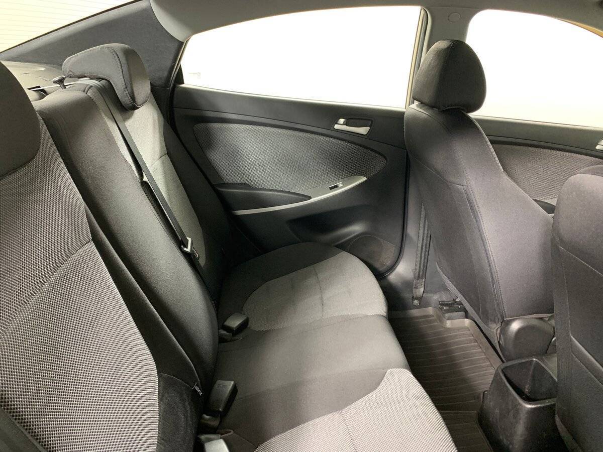 Hyundai Solaris б/у, 2012, Автоматическая. Фото: #16