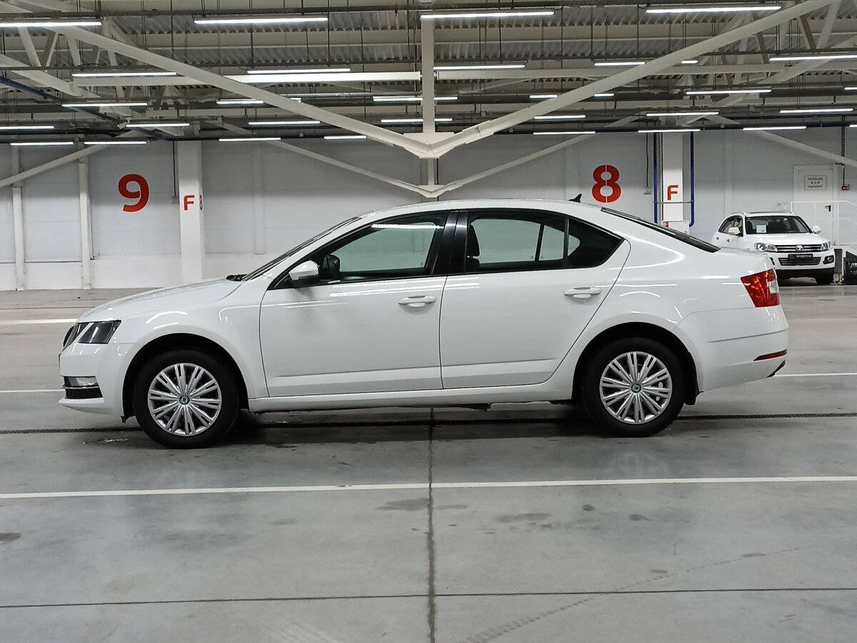 Skoda Octavia б/у, 2018, Автоматическая. Фото: #7