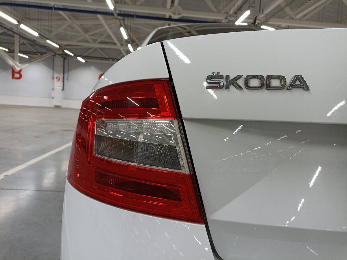 Skoda Octavia б/у, 2018, Автоматическая. Фото: #8