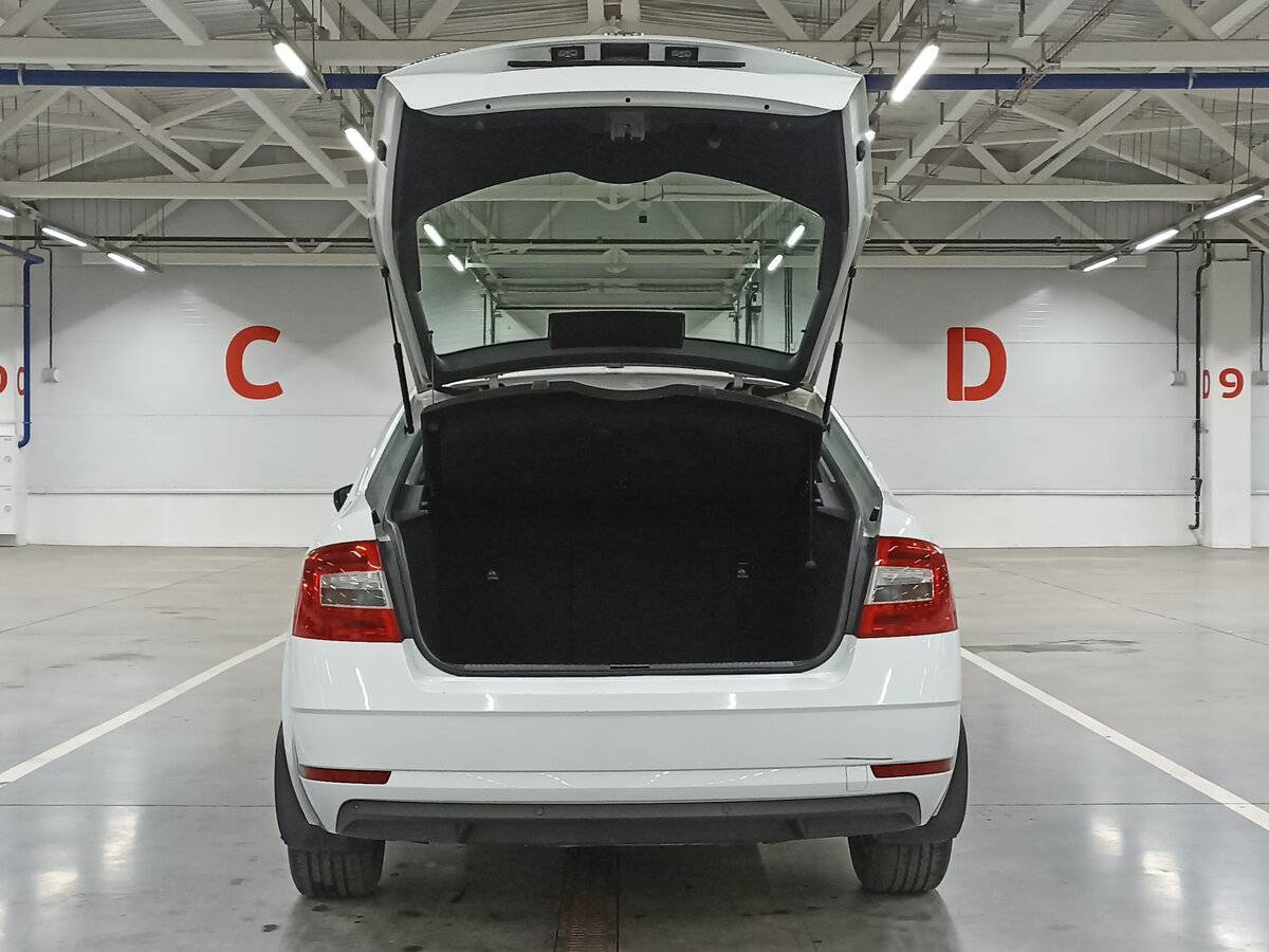 Skoda Octavia б/у, 2018, Автоматическая. Фото: #9