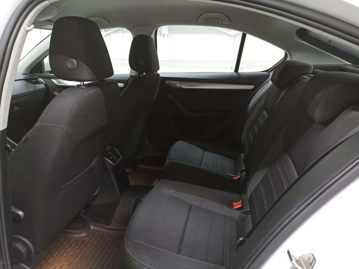 Skoda Octavia б/у, 2018, Автоматическая. Фото: #11