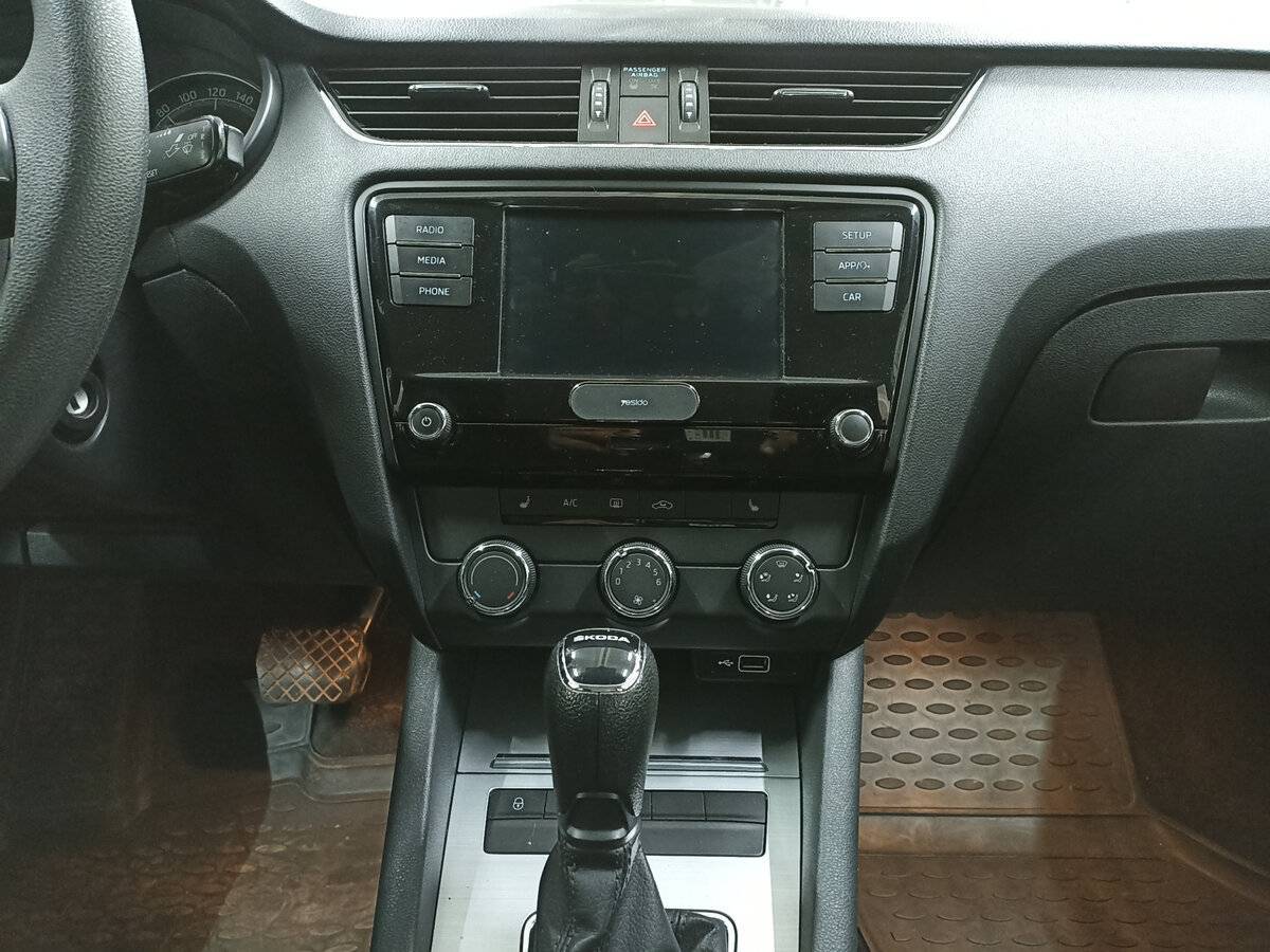 Skoda Octavia б/у, 2018, Автоматическая. Фото: #14