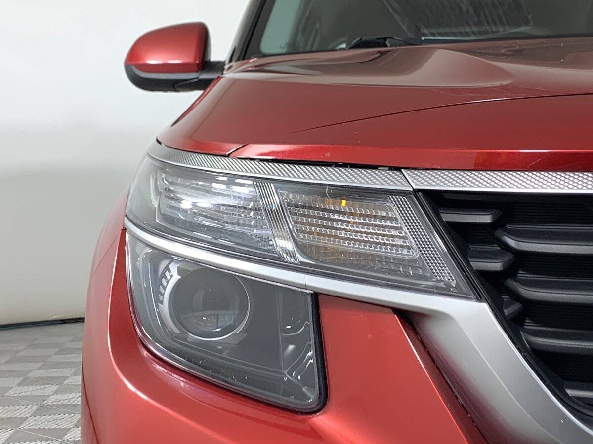 Kia Seltos б/у, 2020, Автоматическая. Фото: #9