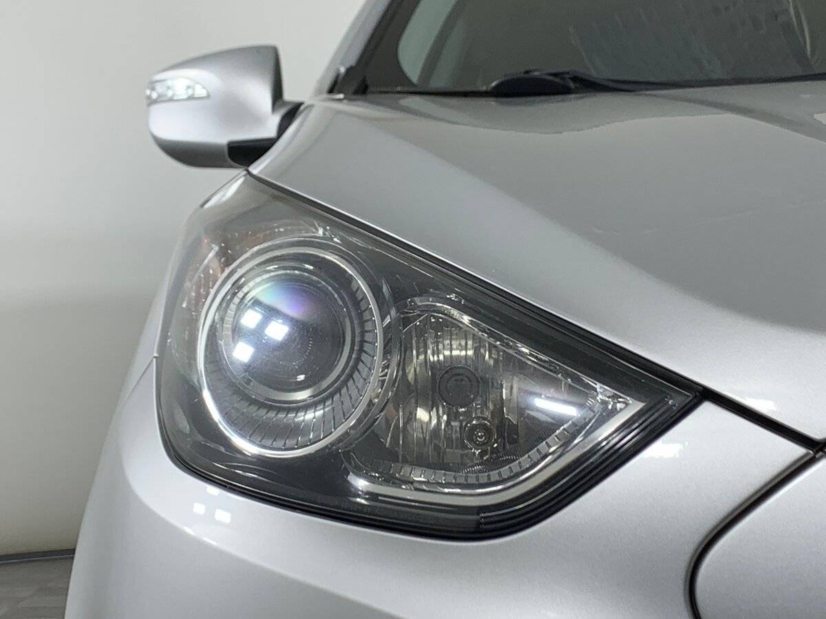 Hyundai ix35 б/у, 2012, Автоматическая. Фото: #9