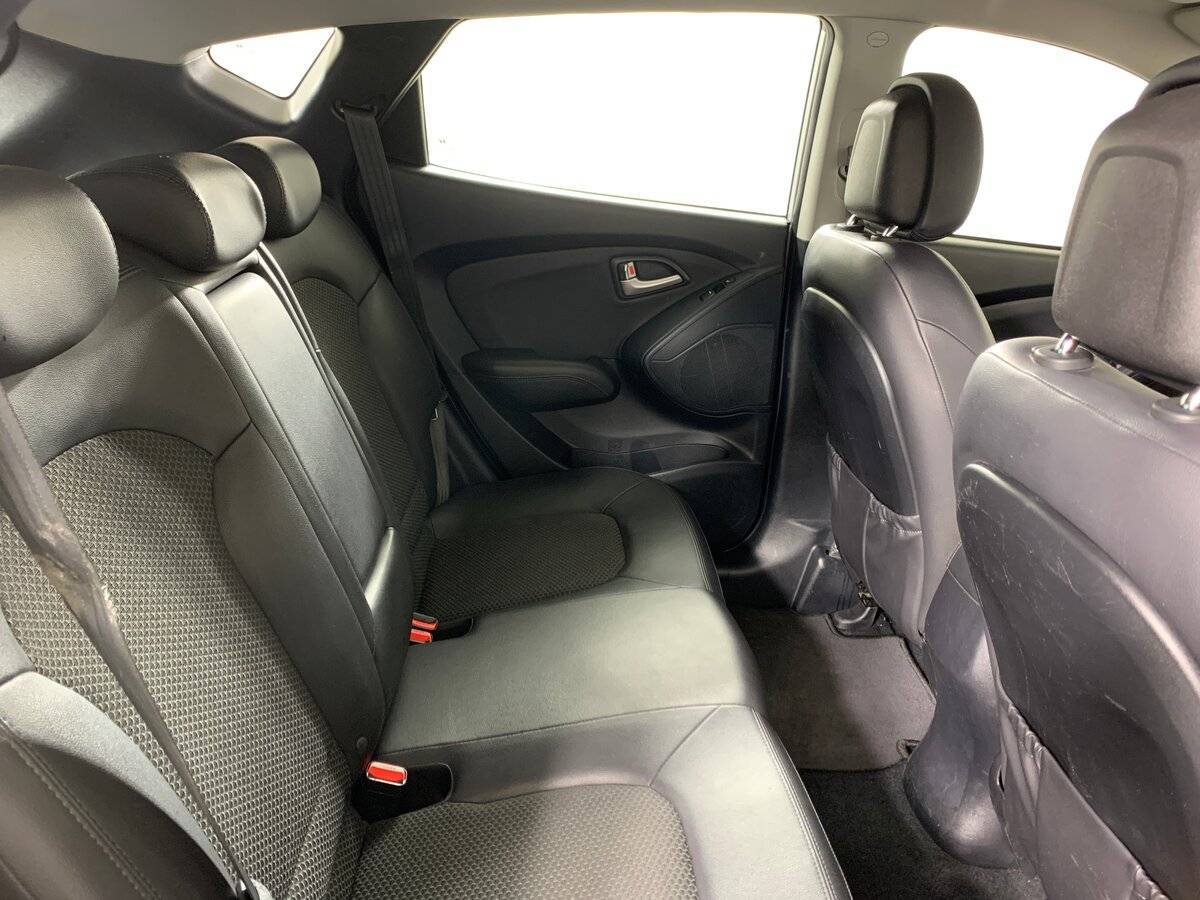 Hyundai ix35 б/у, 2012, Автоматическая. Фото: #16
