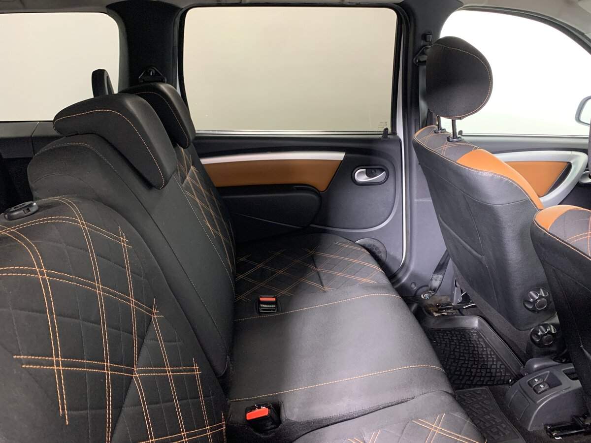 Lada (ВАЗ) Largus б/у, 2018, Механическая. Фото: #16