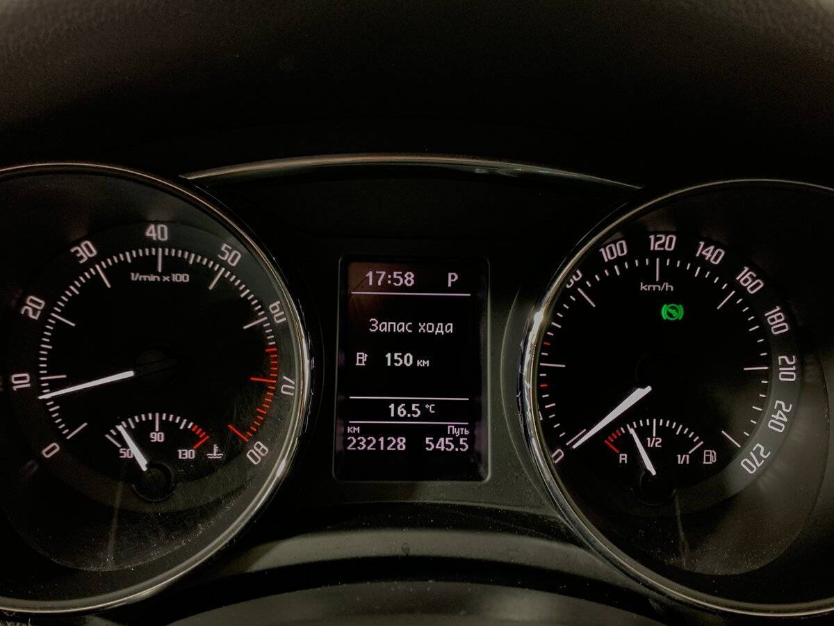 Skoda Superb б/у, 2014, Роботизированная. Фото: #13