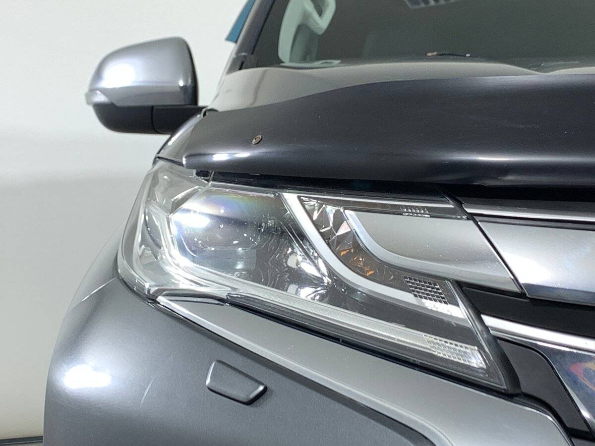 Mitsubishi Pajero Sport б/у, 2018, Автоматическая. Фото: #9