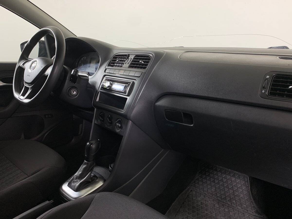 Volkswagen Polo б/у, 2017, Автоматическая. Фото: #12