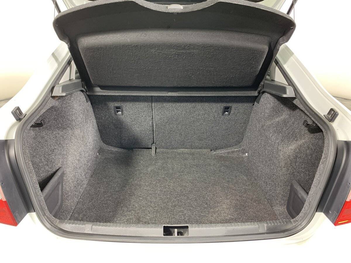 Skoda Rapid б/у, 2016, Роботизированная. Фото: #18