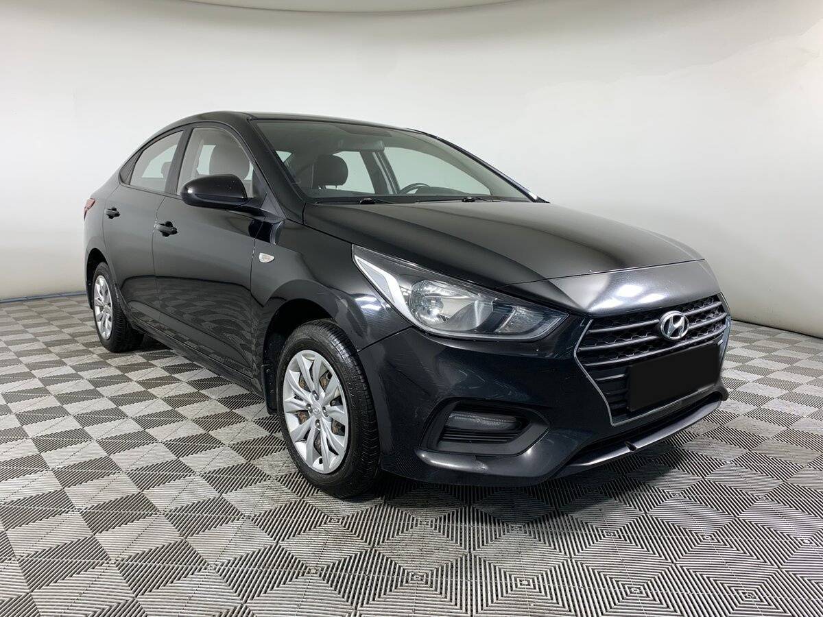 Hyundai Solaris б/у, 2017, Автоматическая. Фото: #2