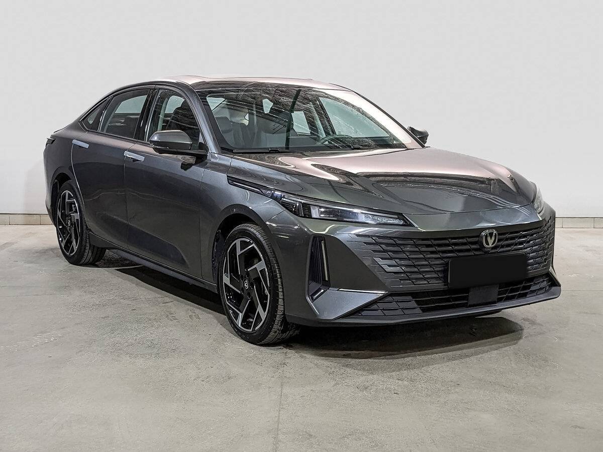 Changan Lamore б/у, 2023, Роботизированная. Фото: #2