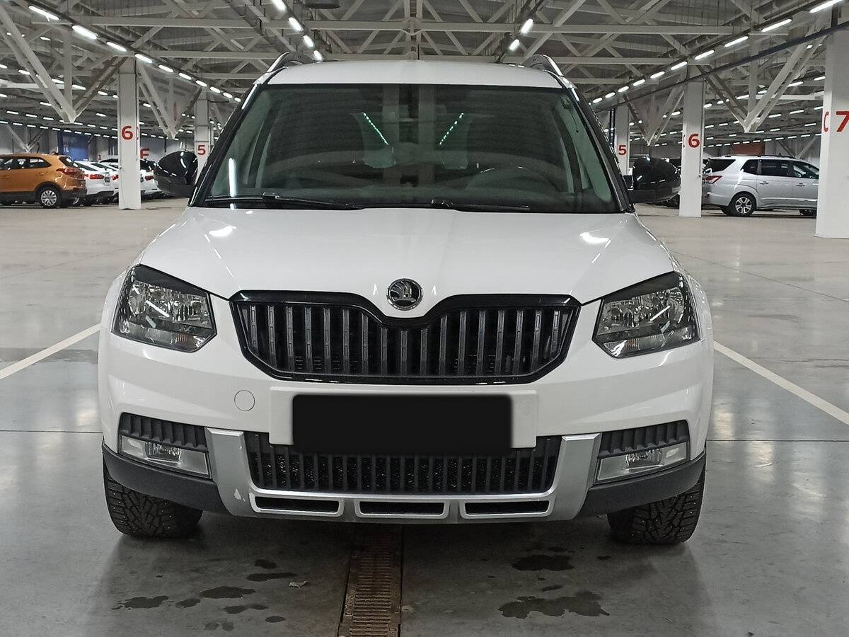 Skoda Yeti б/у, 2015, Механическая. Фото: #1