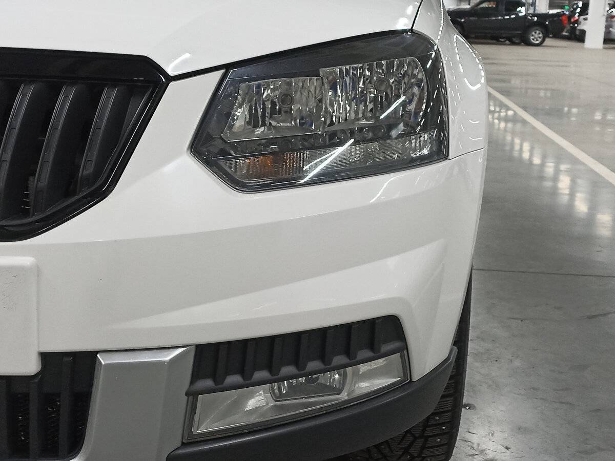 Skoda Yeti б/у, 2015, Механическая. Фото: #16