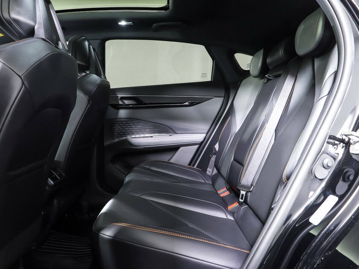 Changan UNI-V б/у, 2023, Роботизированная. Фото: #11