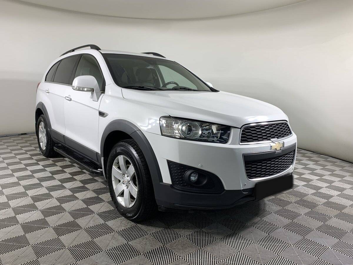 Chevrolet Captiva б/у, 2014, Автоматическая. Фото: #2