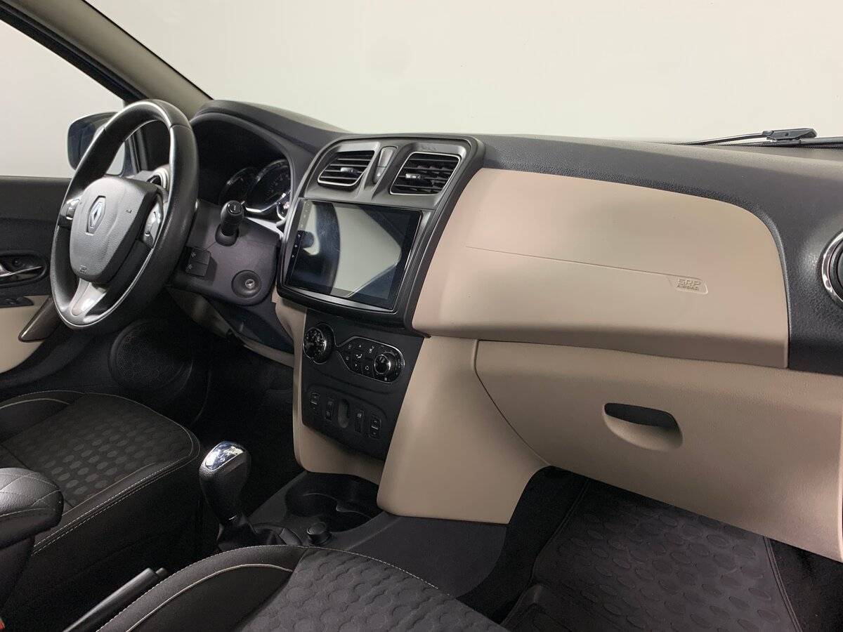 Renault Logan б/у, 2015, Роботизированная. Фото: #12