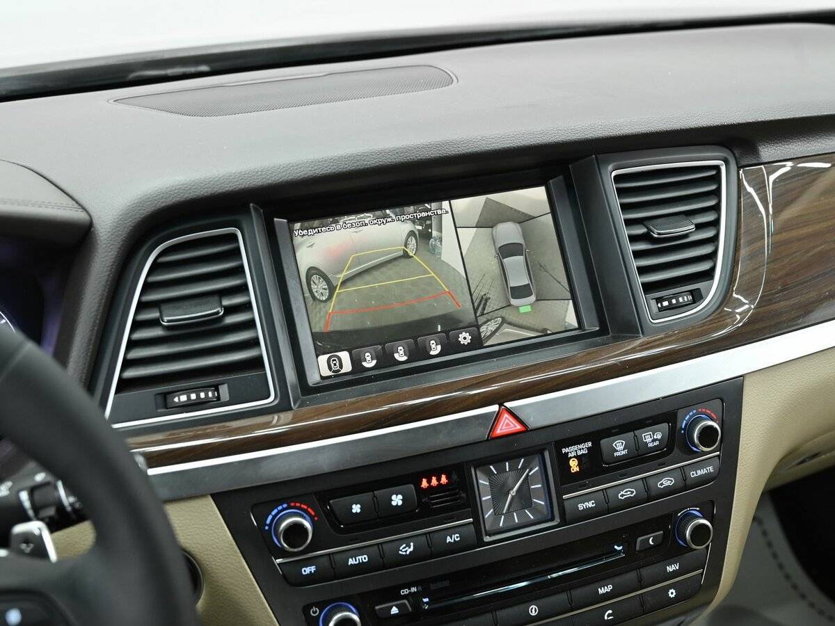 Hyundai Genesis б/у, 2016, Автоматическая. Фото: #10