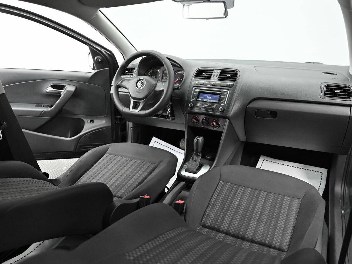 Volkswagen Polo б/у, 2017, Автоматическая. Фото: #12