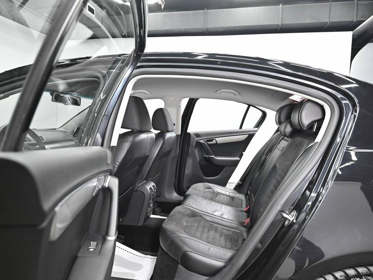 Volkswagen Passat б/у, 2012, Роботизированная. Фото: #13