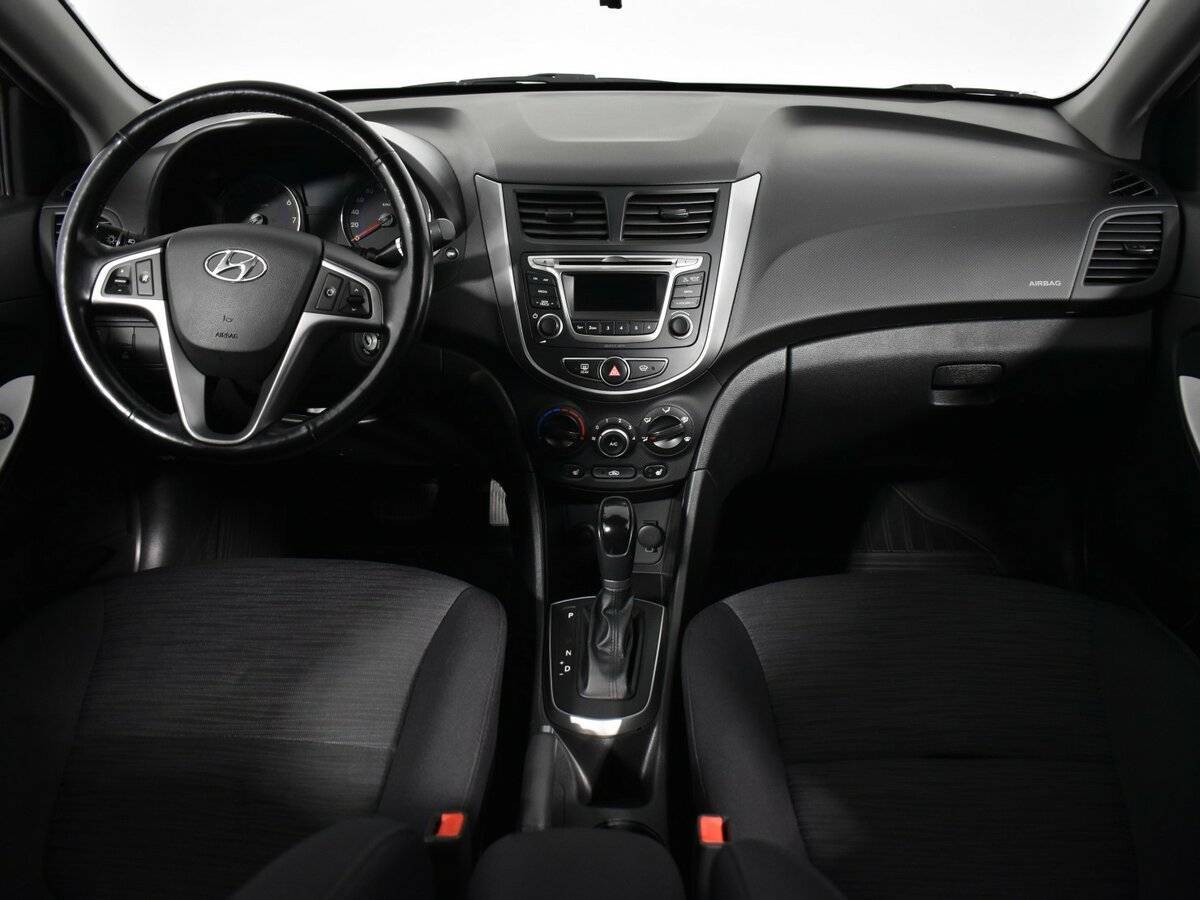 Hyundai Solaris б/у, 2015, Автоматическая. Фото: #10