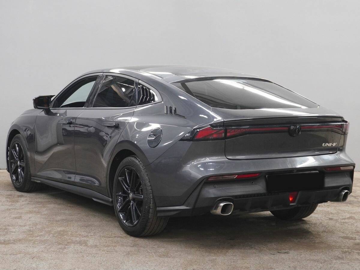 Changan UNI-V б/у, 2022, Роботизированная. Фото: #6