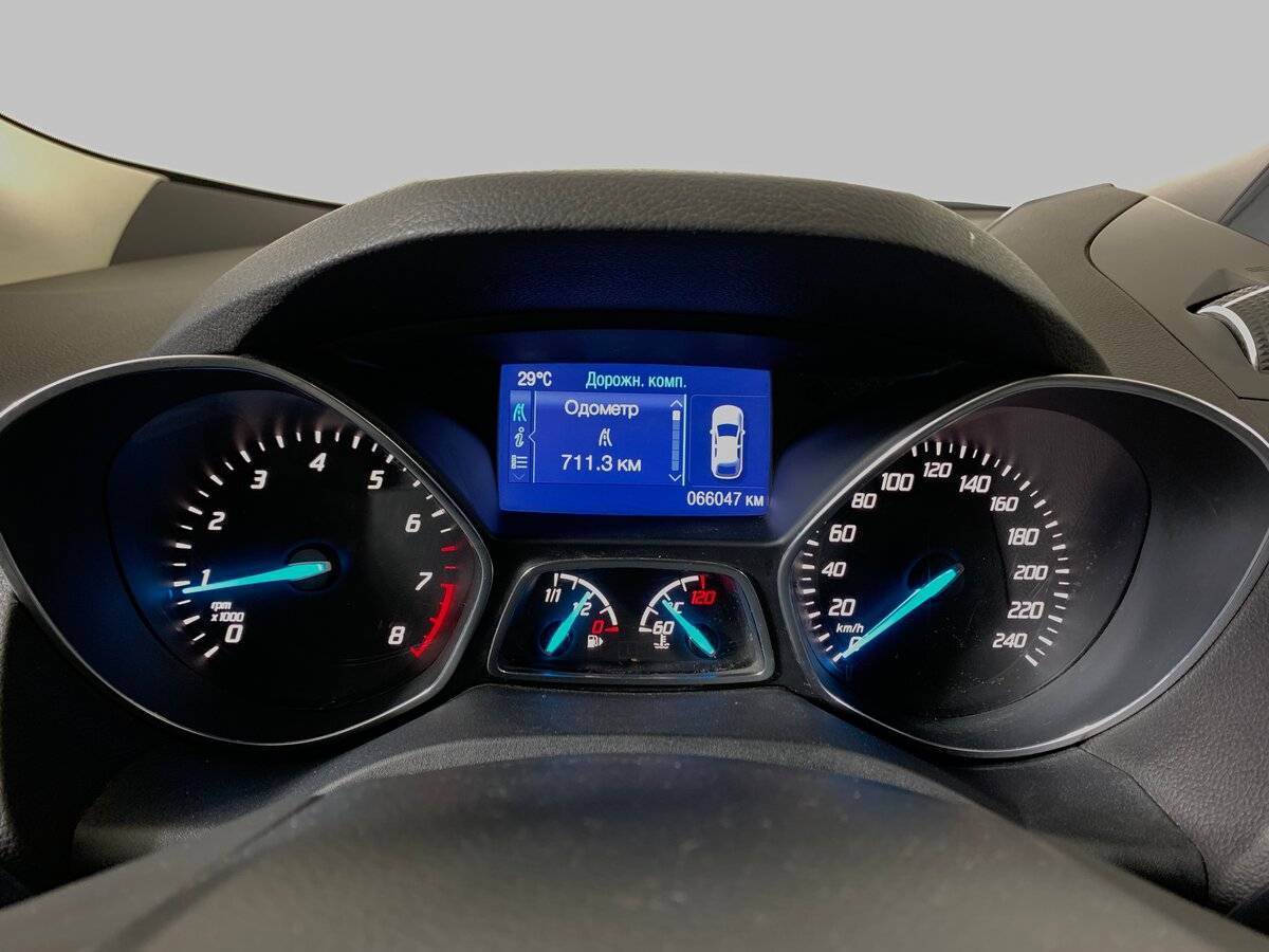 Ford Kuga б/у, 2013, Механическая. Фото: #13