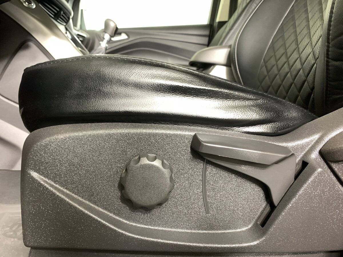 Ford Kuga б/у, 2013, Механическая. Фото: #15